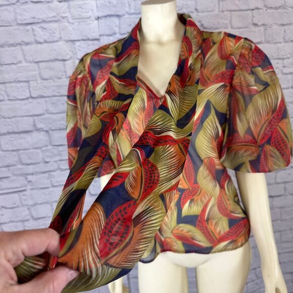 CQ by CQ Multicolored top with big Puff sleevse size large - Picture 11 of 12